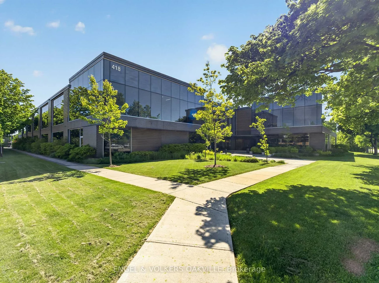 418, Iroquois Shore, 1014 - QE Queen Elizabeth, Oakville