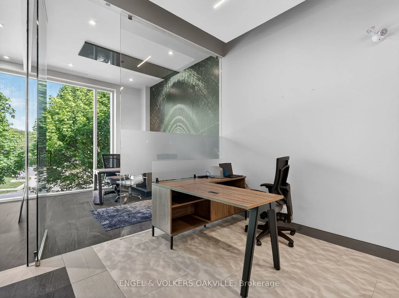 418, Iroquois Shore, 1014 - QE Queen Elizabeth, Oakville