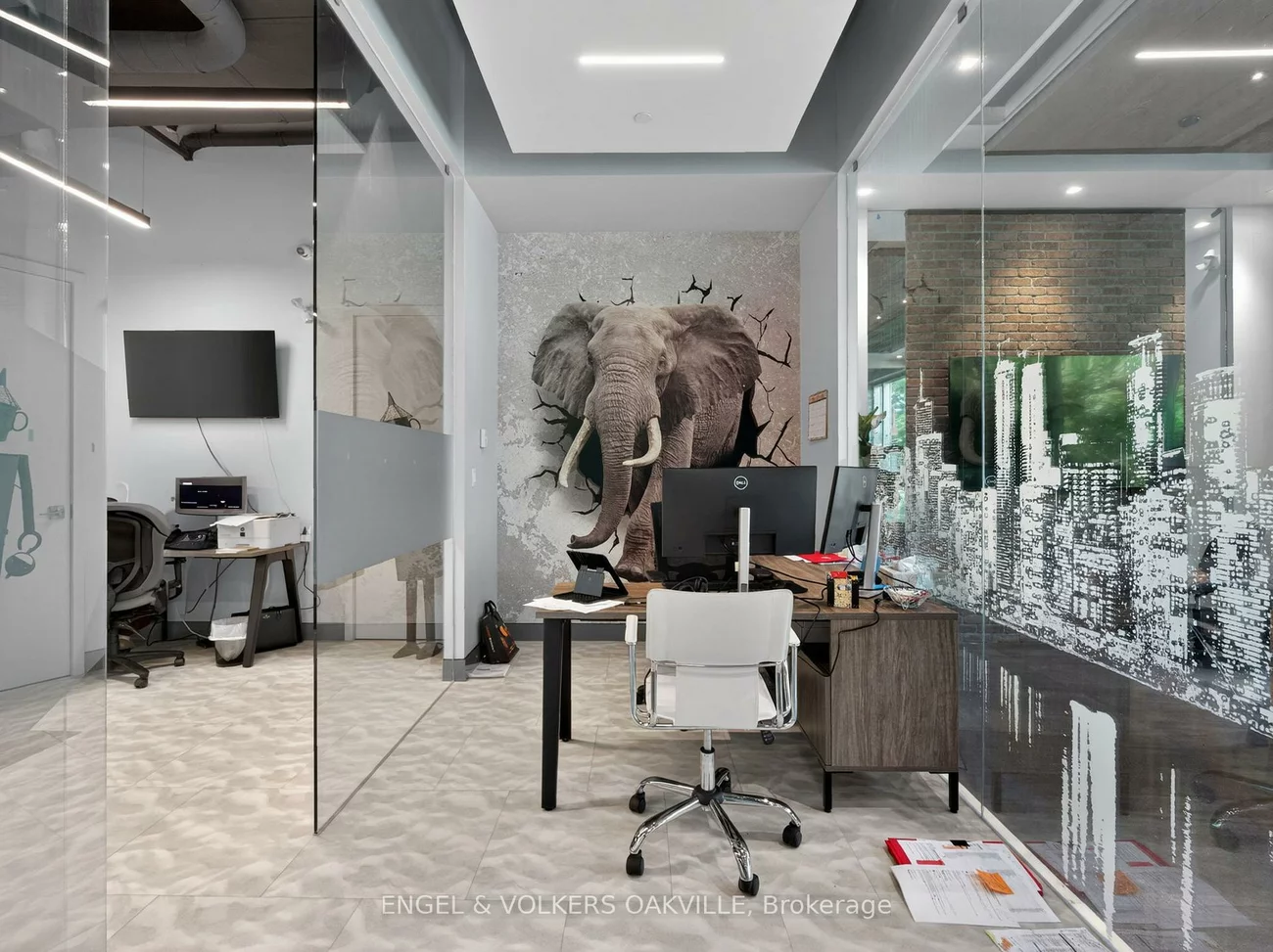 418, Iroquois Shore, 1014 - QE Queen Elizabeth, Oakville