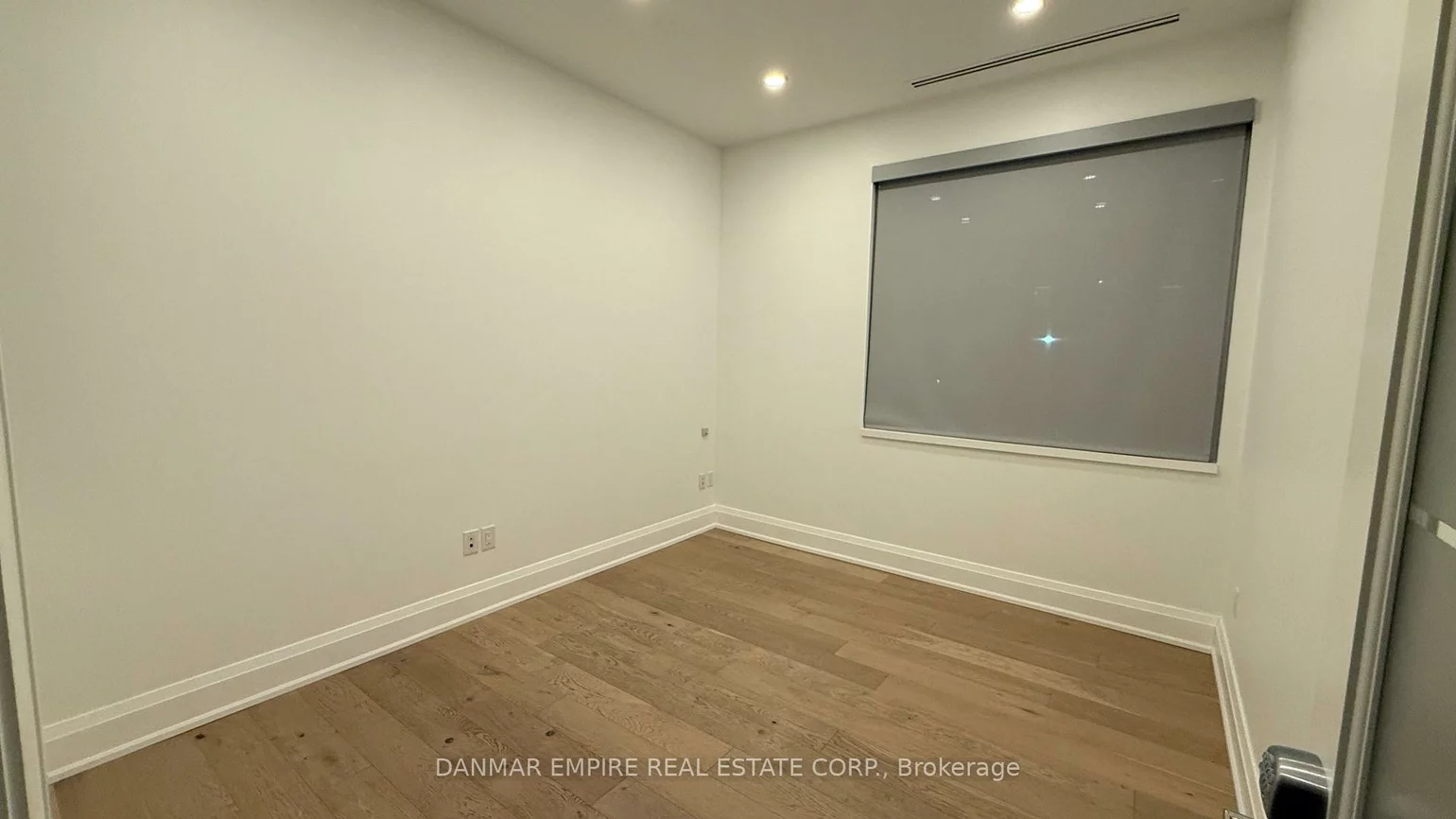 2380, Bristol, 1021 - WP Winston Park, Oakville