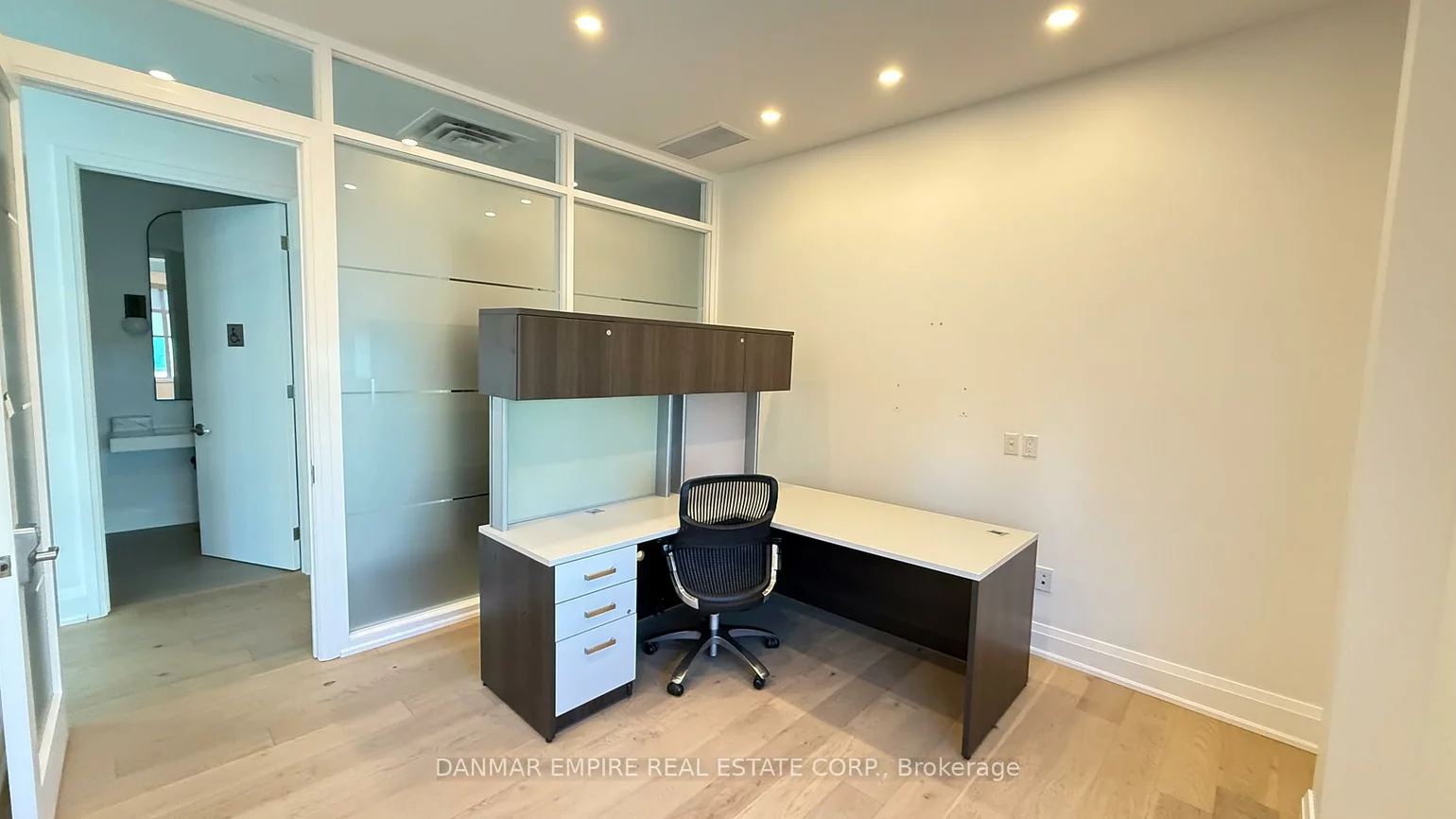 2380, Bristol, 1021 - WP Winston Park, Oakville