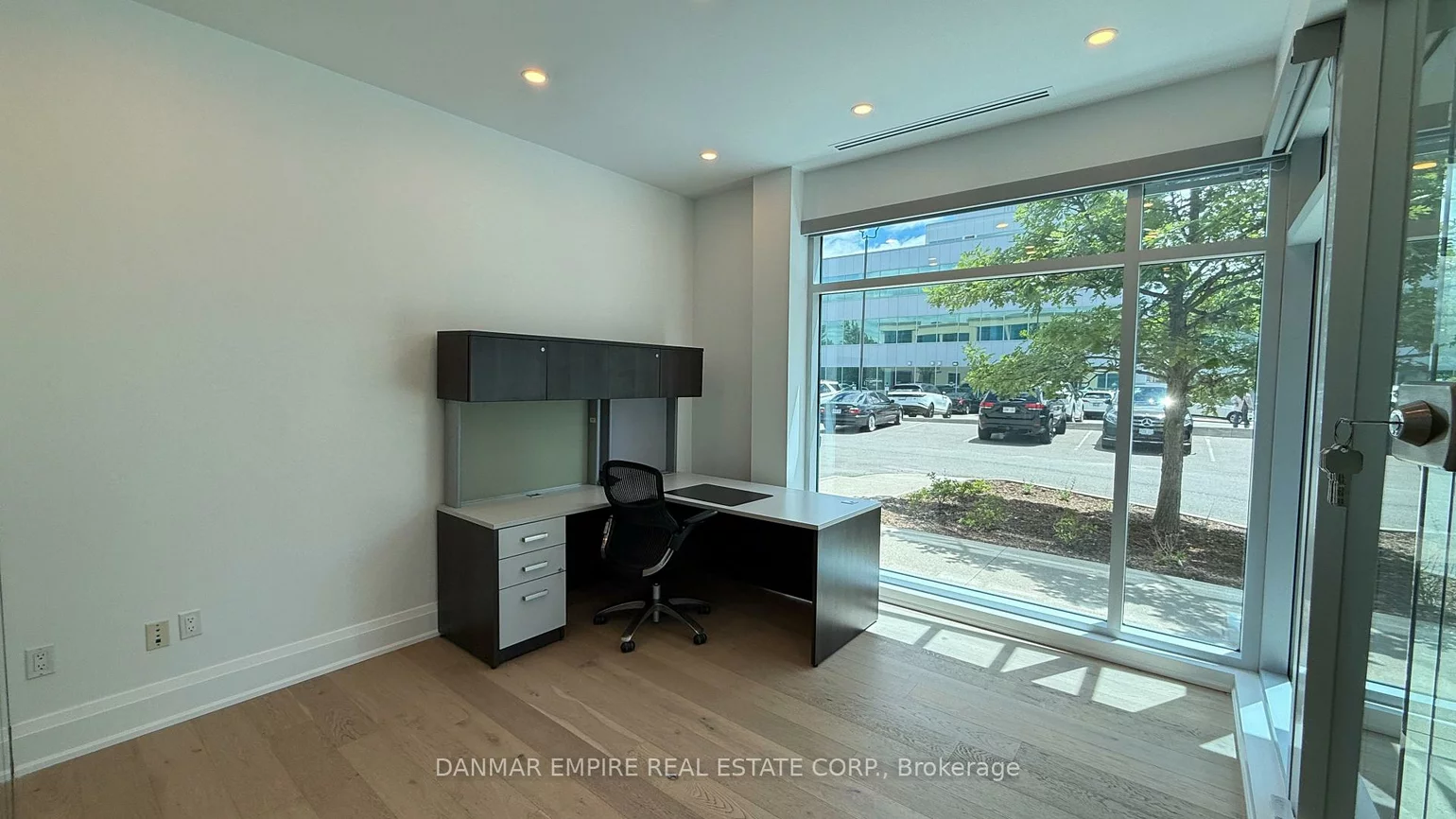 2380, Bristol, 1021 - WP Winston Park, Oakville