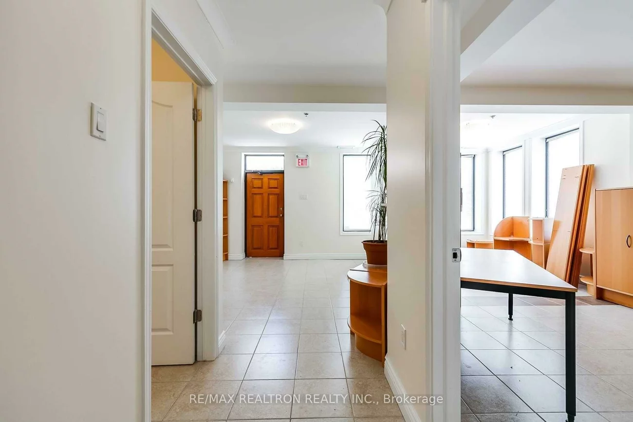 2861, Sherwood Heights, 1021 - WP Winston Park, Oakville