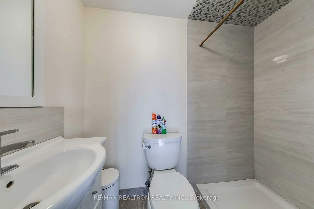2861, Sherwood Heights, 1021 - WP Winston Park, Oakville