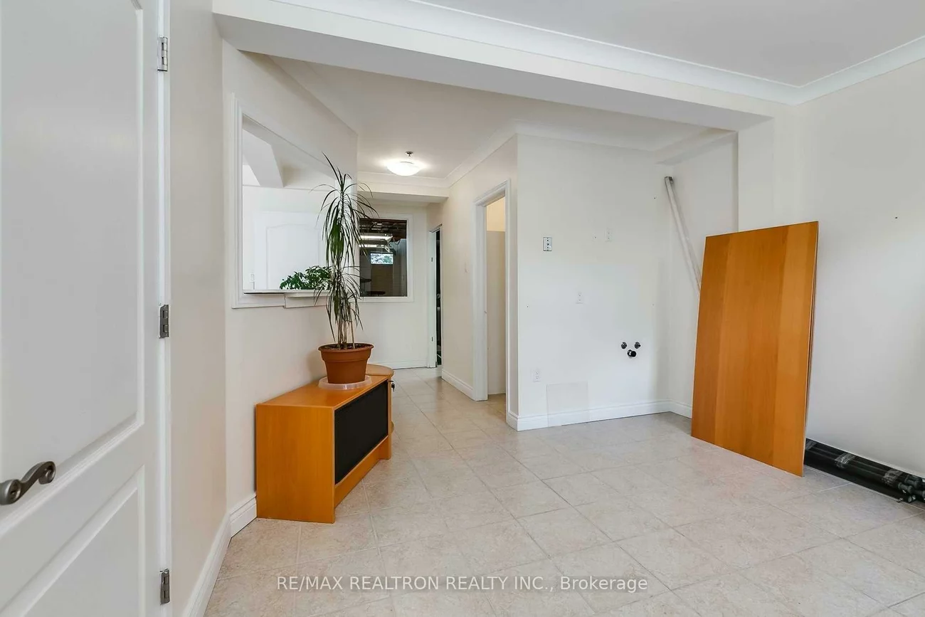 2861, Sherwood Heights, 1021 - WP Winston Park, Oakville
