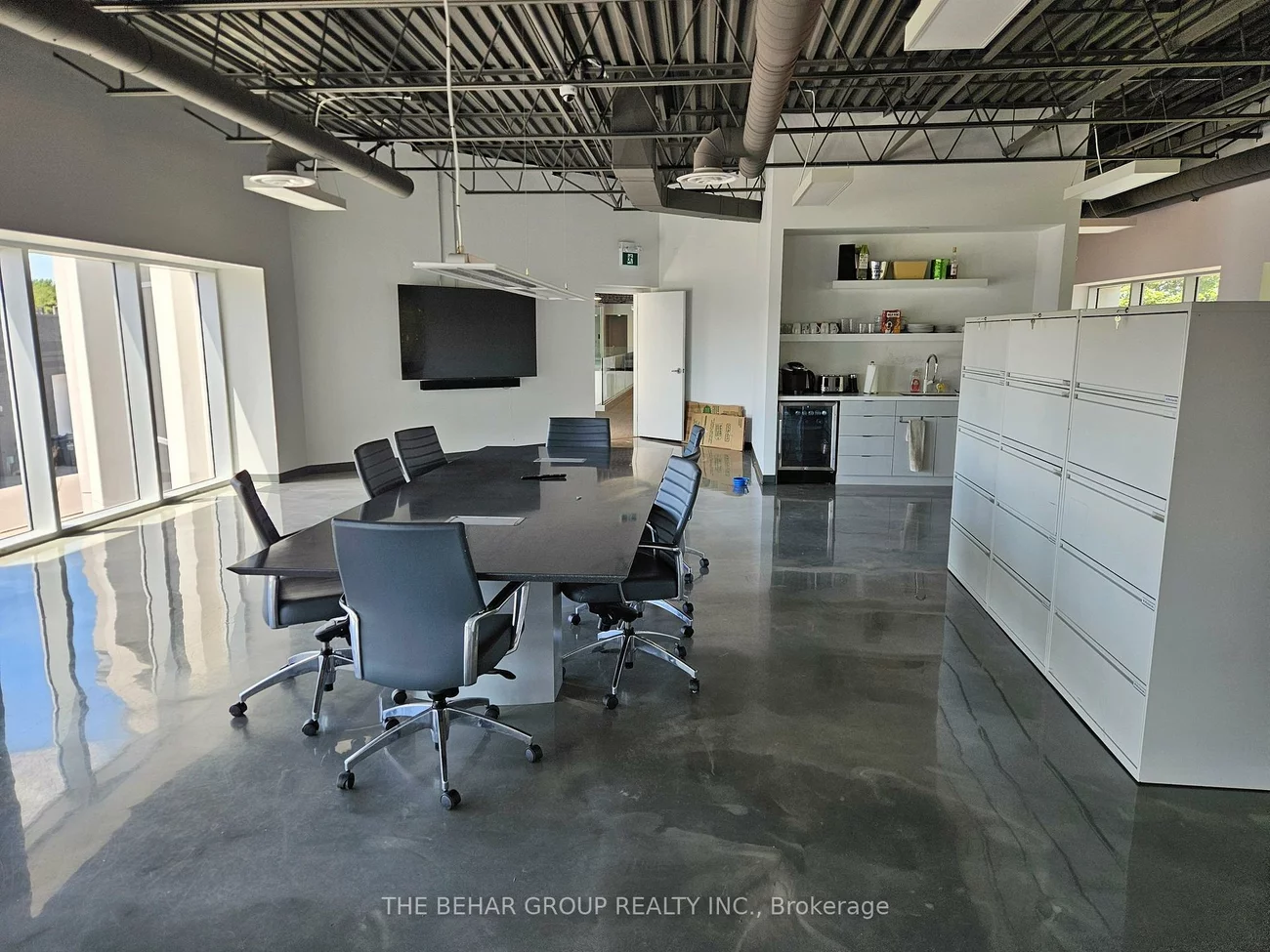 1141, South Service, 1014 - QE Queen Elizabeth, Oakville