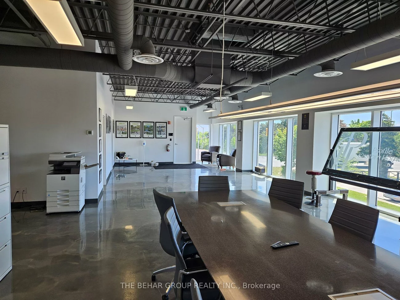 1141, South Service, 1014 - QE Queen Elizabeth, Oakville