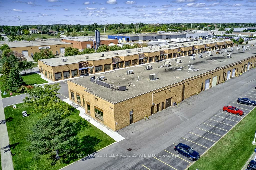 775, Pacific, 1014 - QE Queen Elizabeth, Oakville
