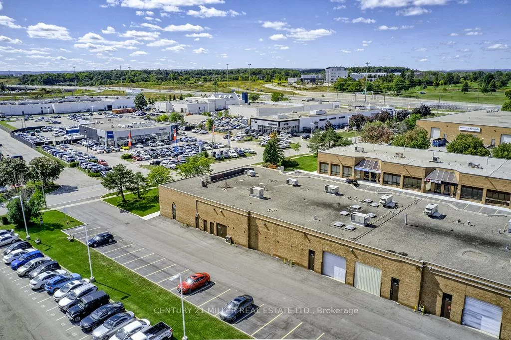 775, Pacific, 1014 - QE Queen Elizabeth, Oakville