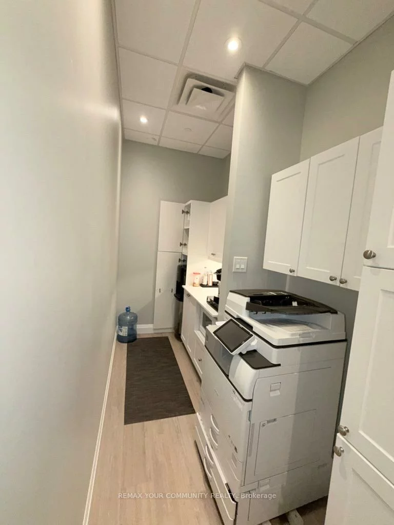 3465, Rebecca, 1014 - QE Queen Elizabeth, Oakville
