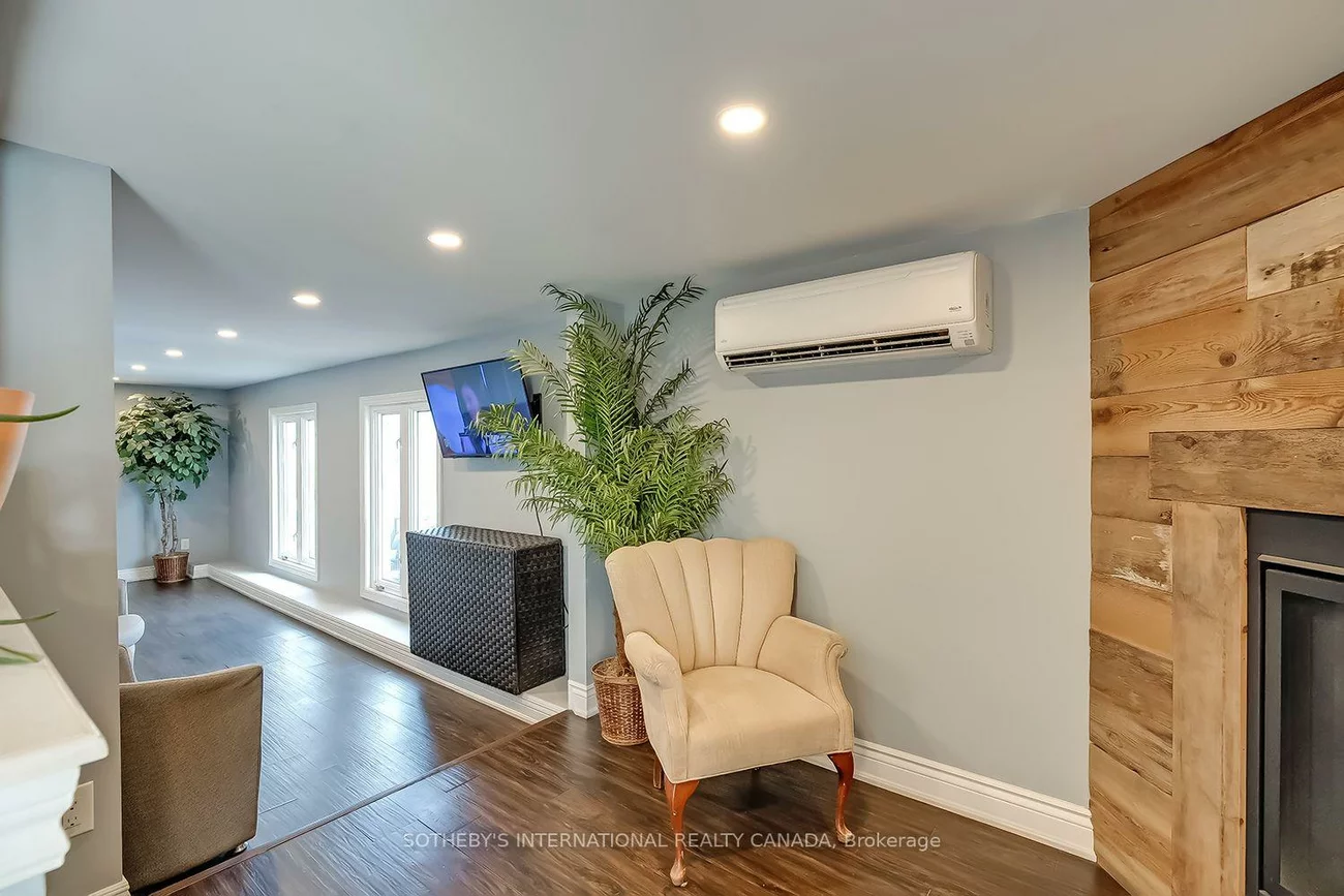 1505, Speers, 1017 - SW Southwest, Oakville