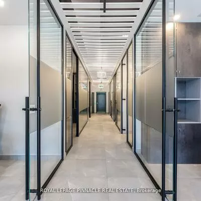 233, Speers, 1014 - QE Queen Elizabeth, Oakville
