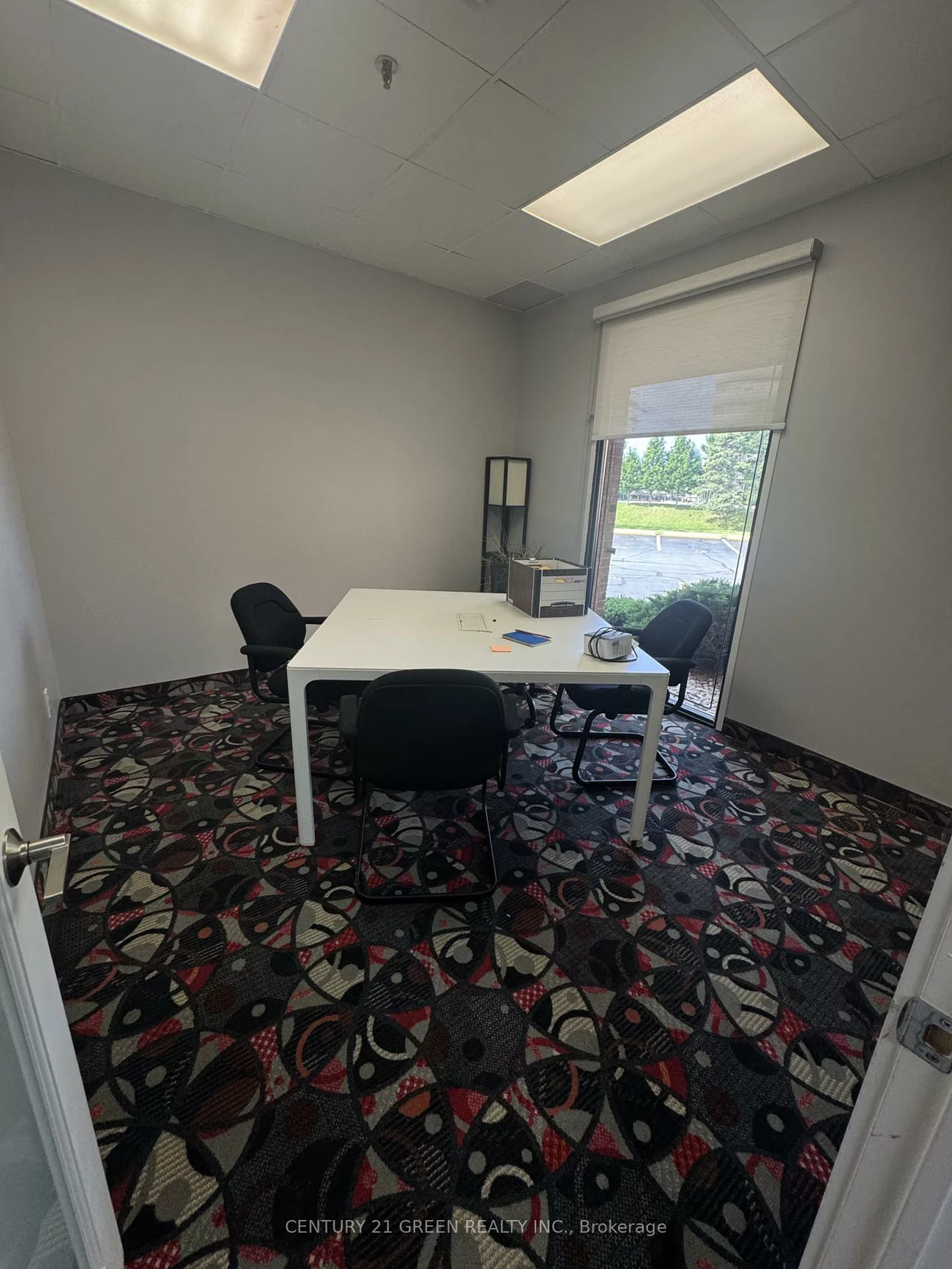 250, Wyecroft, 1014 - QE Queen Elizabeth, Oakville
