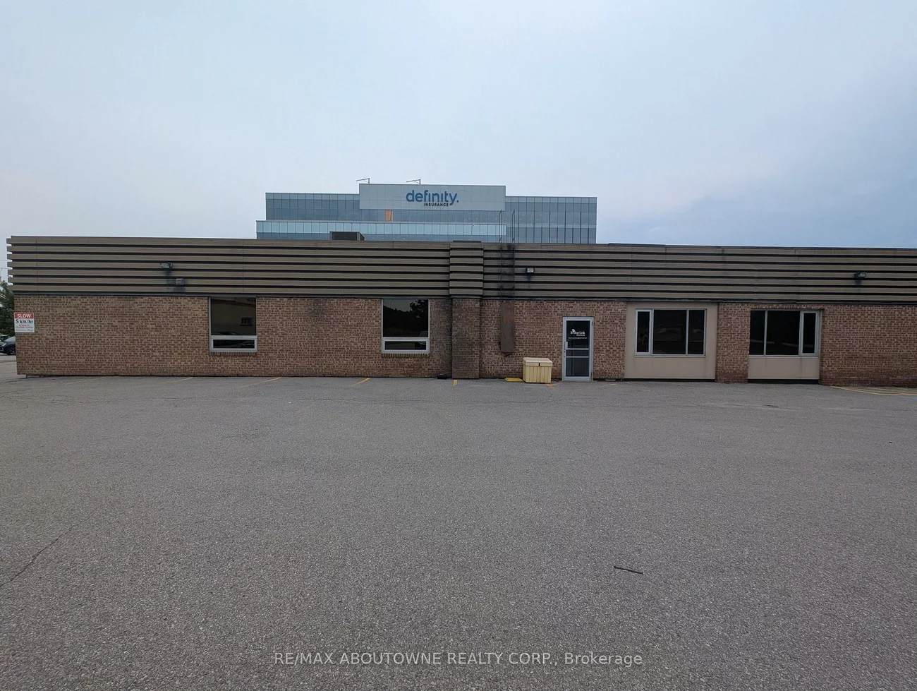 349, Davis, 1014 - QE Queen Elizabeth, Oakville