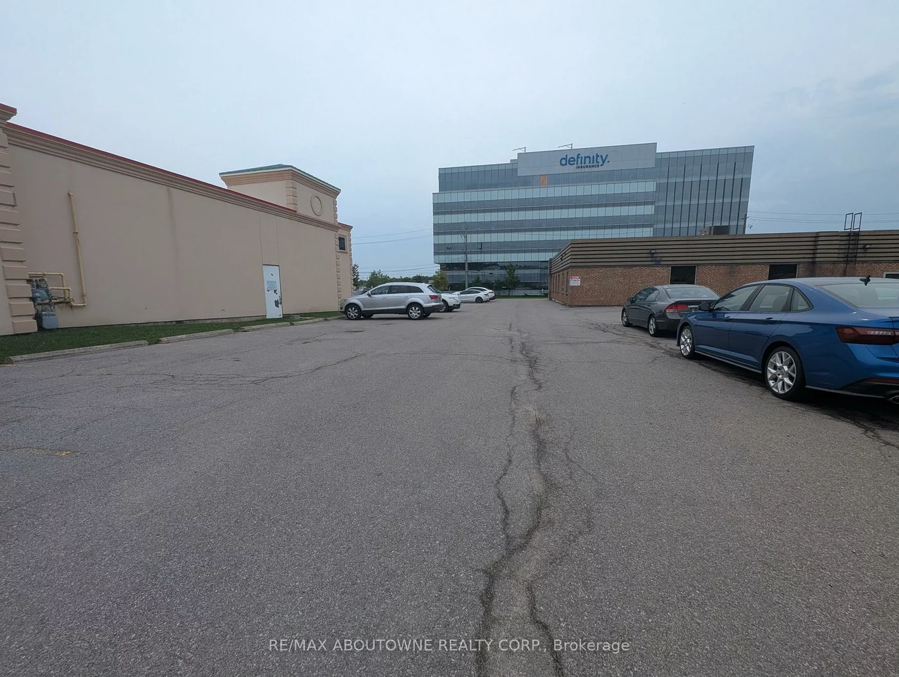 349, Davis, 1014 - QE Queen Elizabeth, Oakville