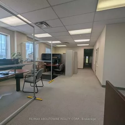 349, Davis, 1014 - QE Queen Elizabeth, Oakville