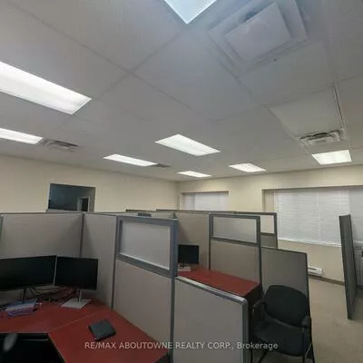 349, Davis, 1014 - QE Queen Elizabeth, Oakville