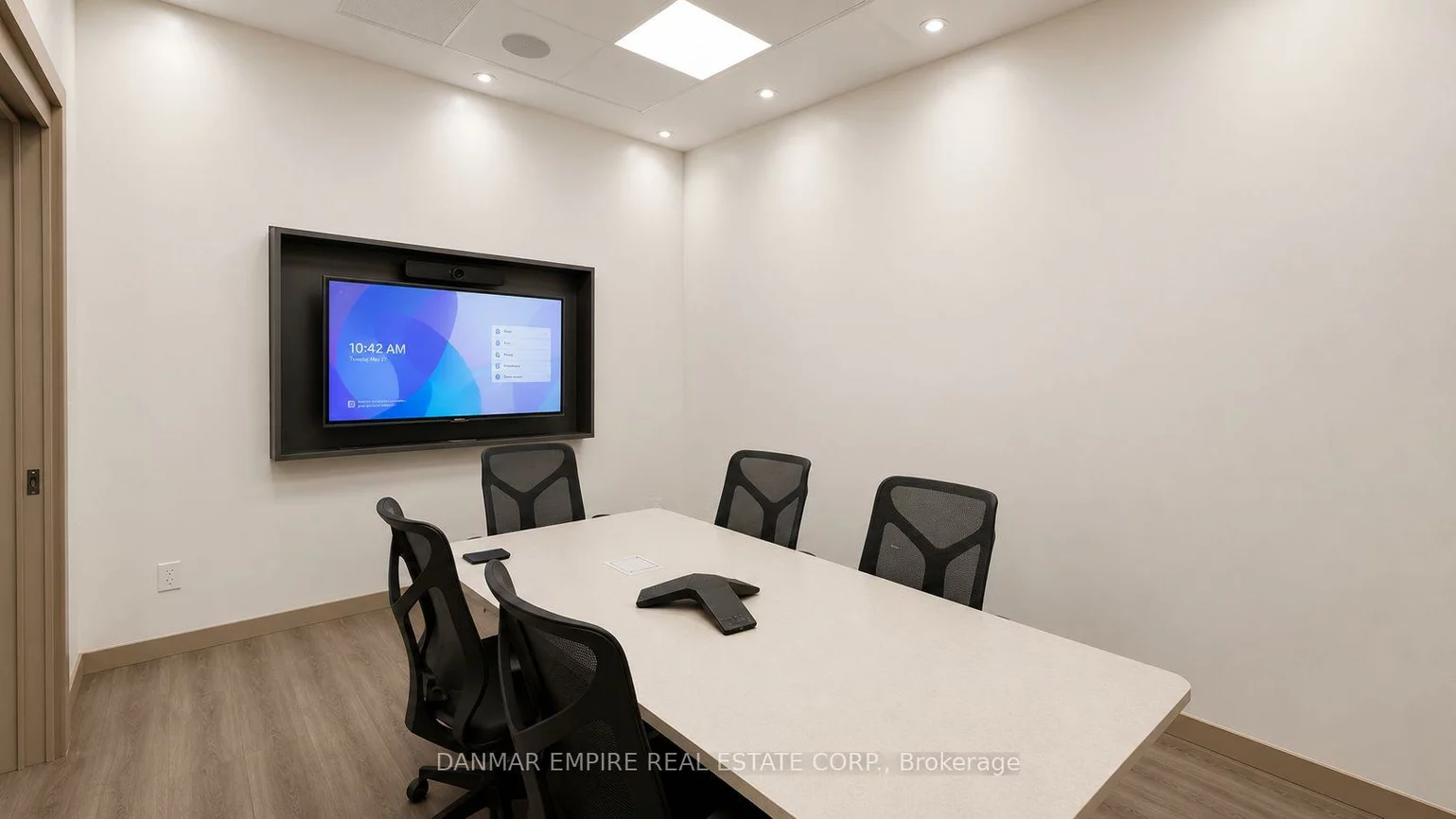 2165, Buckingham, 1021 - WP Winston Park, Oakville