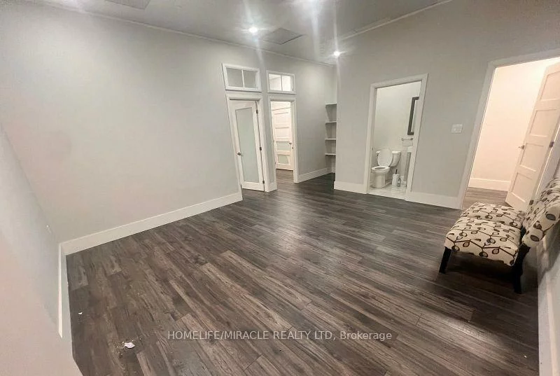 3495, Rebecca, 1014 - QE Queen Elizabeth, Oakville