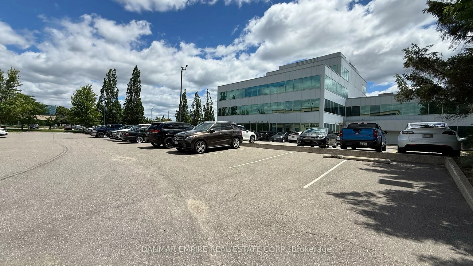 2380, Bristol, 1021 - WP Winston Park, Oakville