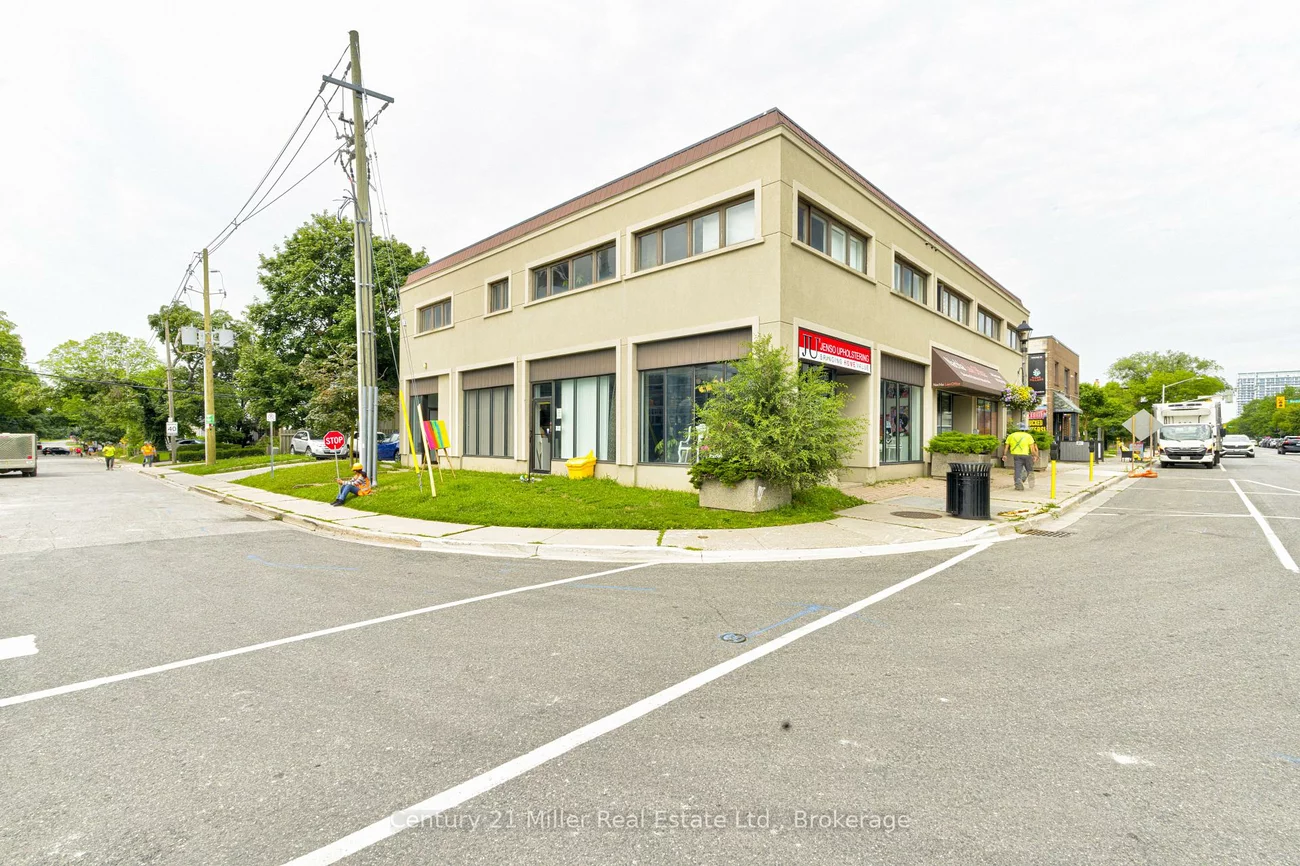 242, Kerr, 1002 - CO Central, Oakville