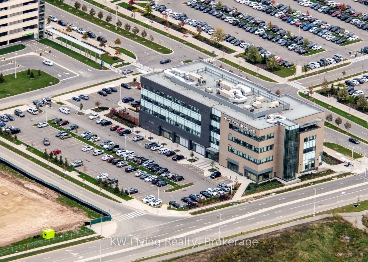 3075, Hospital, 1012 - NW Northwest, Oakville