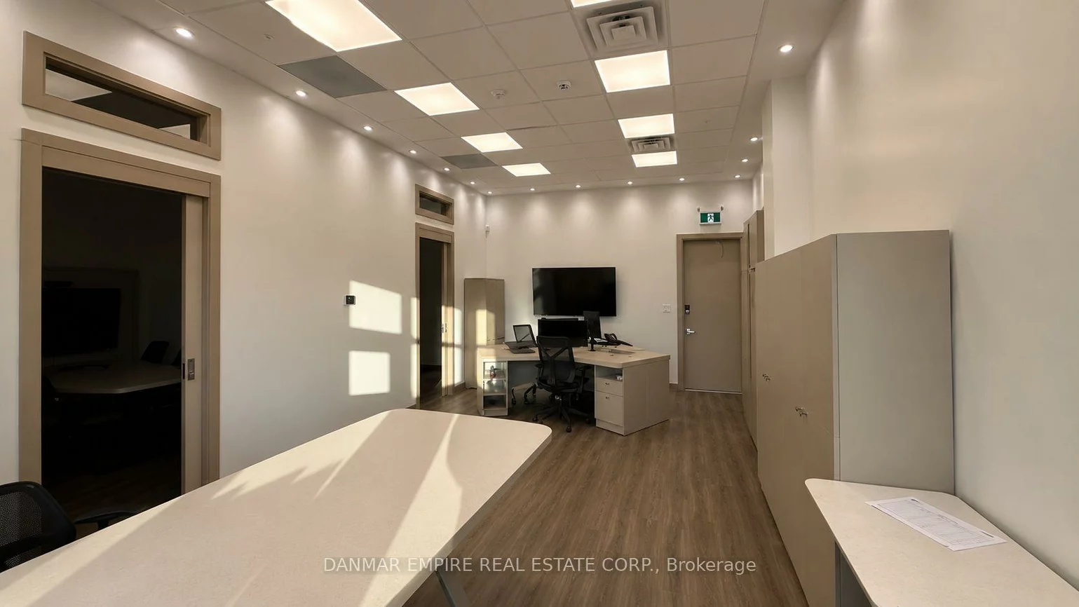 2165, Buckingham, 1021 - WP Winston Park, Oakville