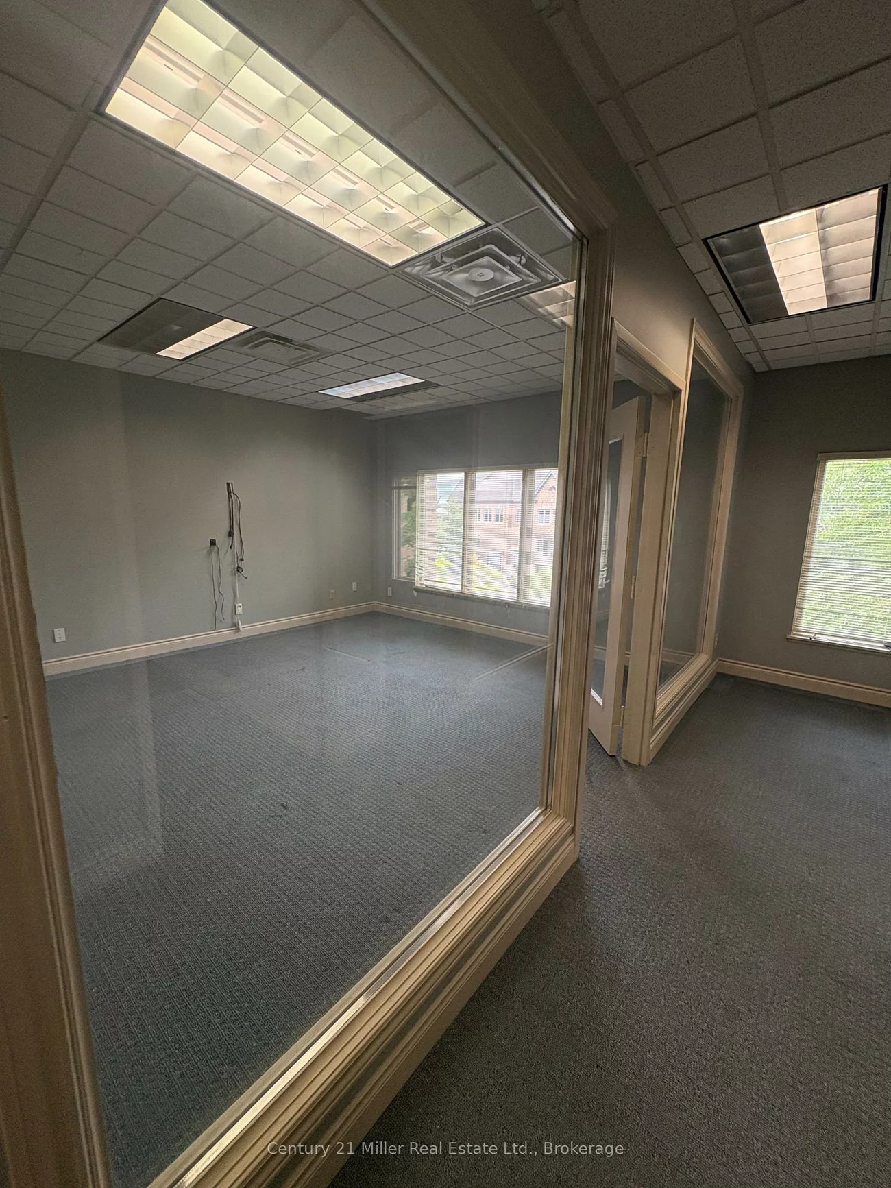 2898, South Sheridan, 1021 - WP Winston Park, Oakville