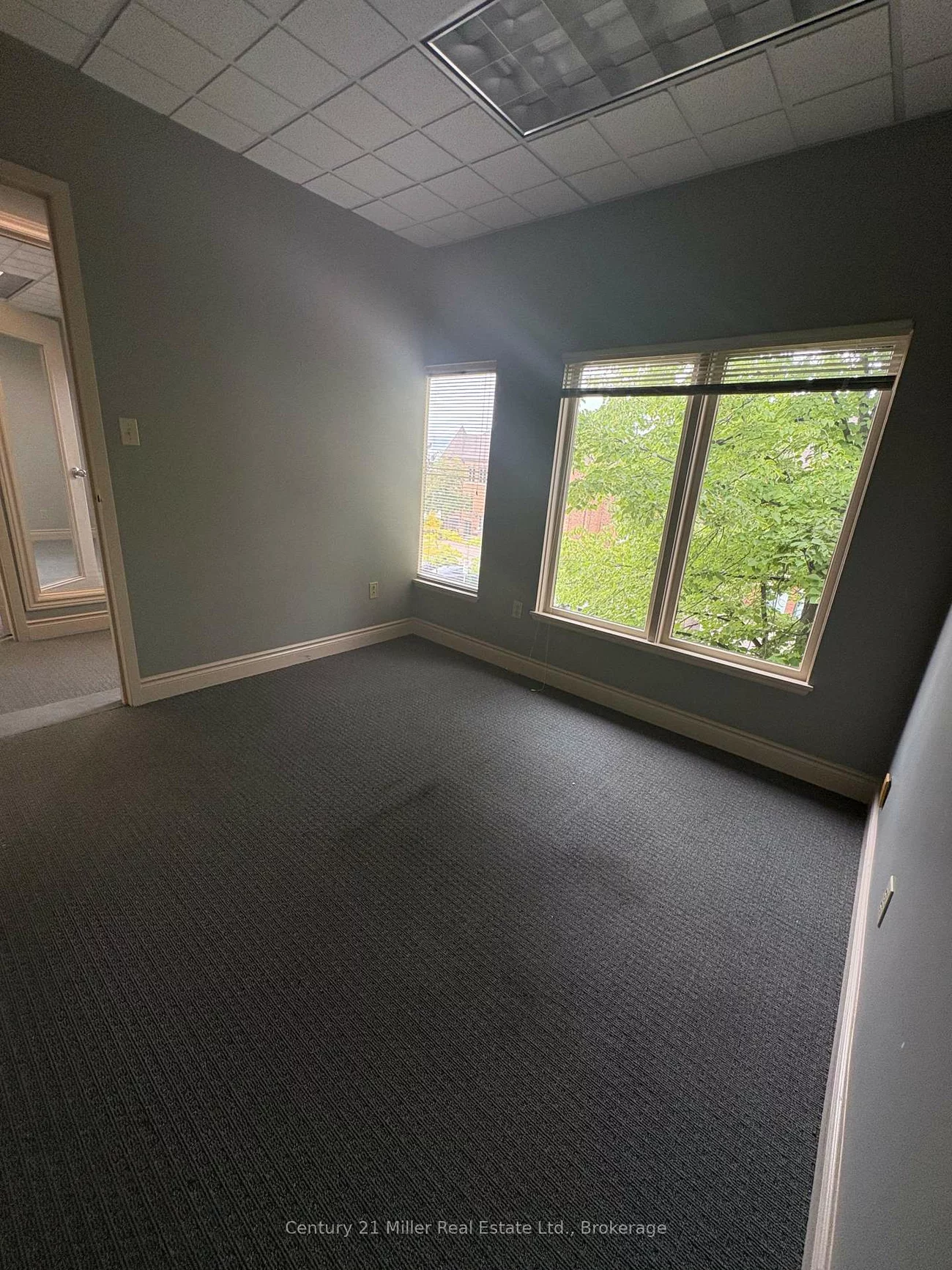 2898, South Sheridan, 1021 - WP Winston Park, Oakville