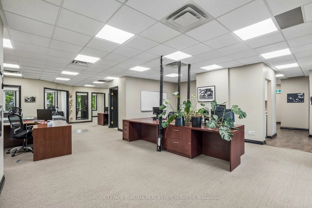 2904, South Sheridan, 1021 - WP Winston Park, Oakville