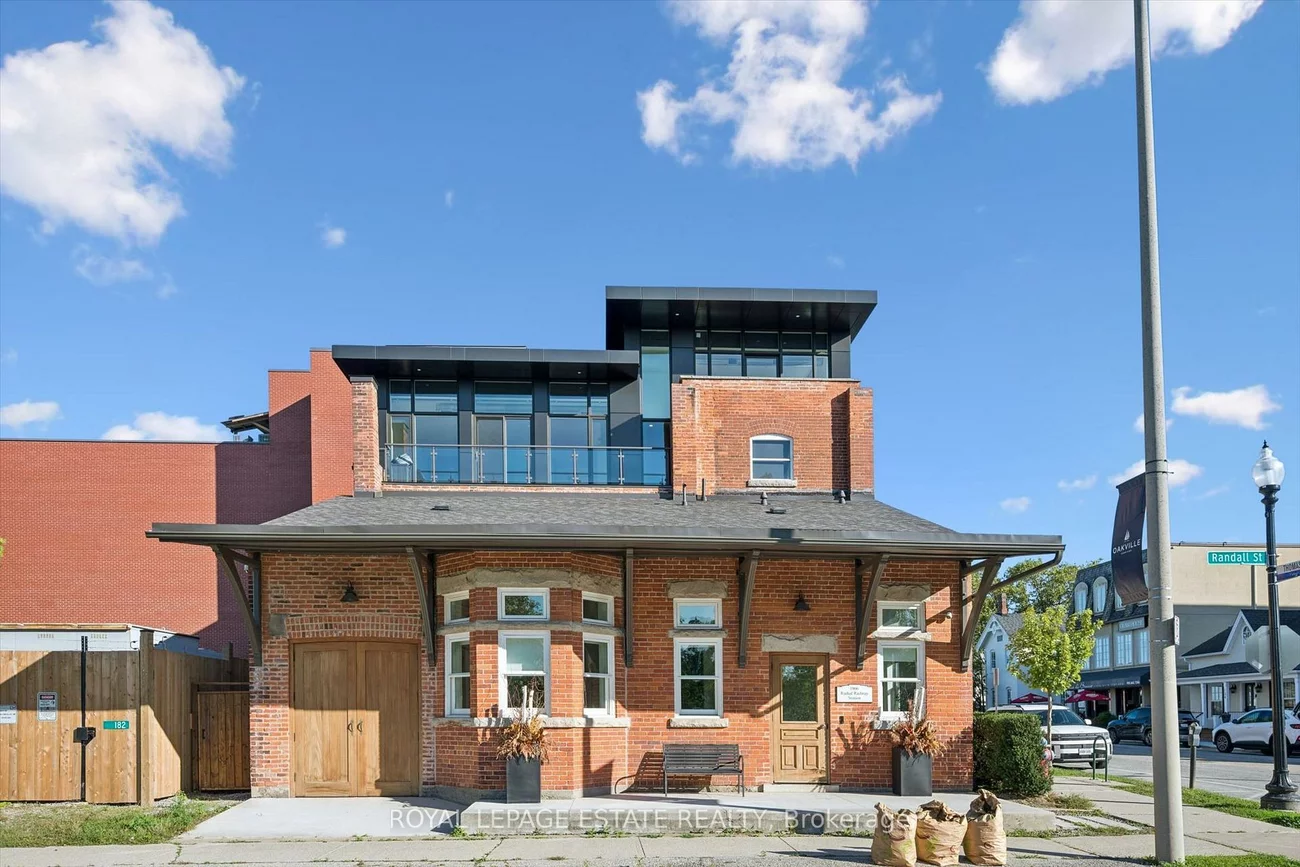 139, Thomas, 1013 - OO Old Oakville, Oakville