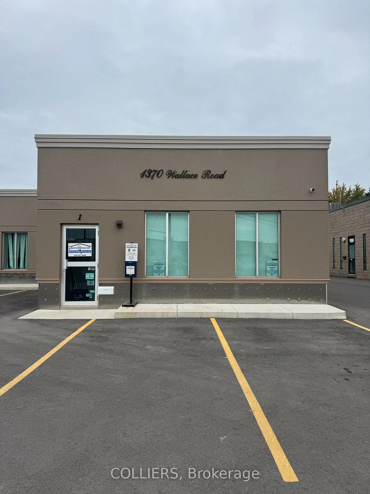 1370, Wallace, 1014 - QE Queen Elizabeth, Oakville