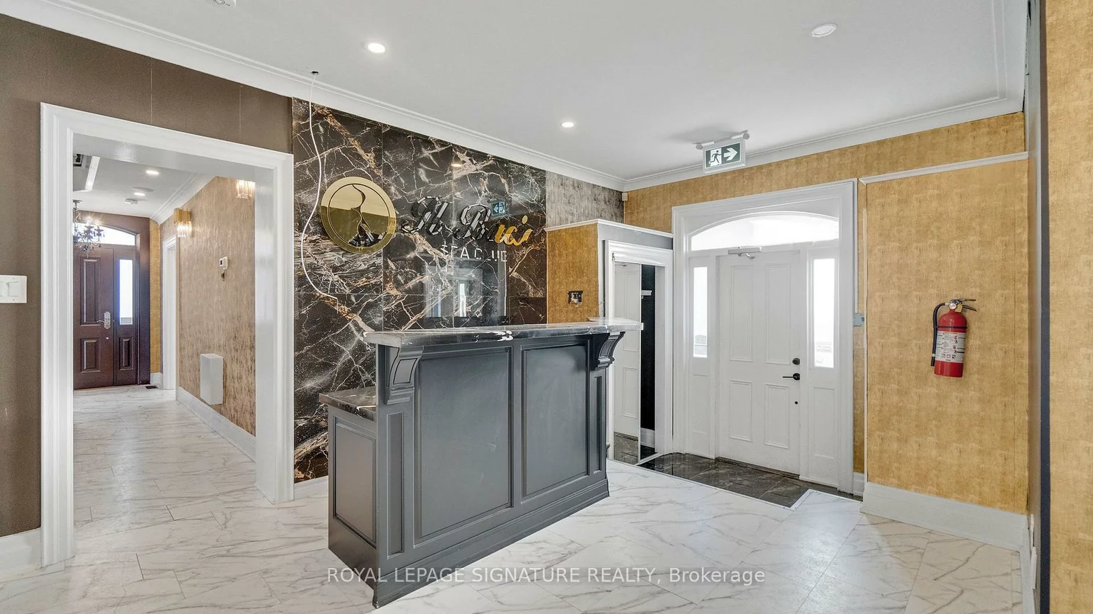 140, Trafalgar, 1008 - GO Glenorchy, Oakville