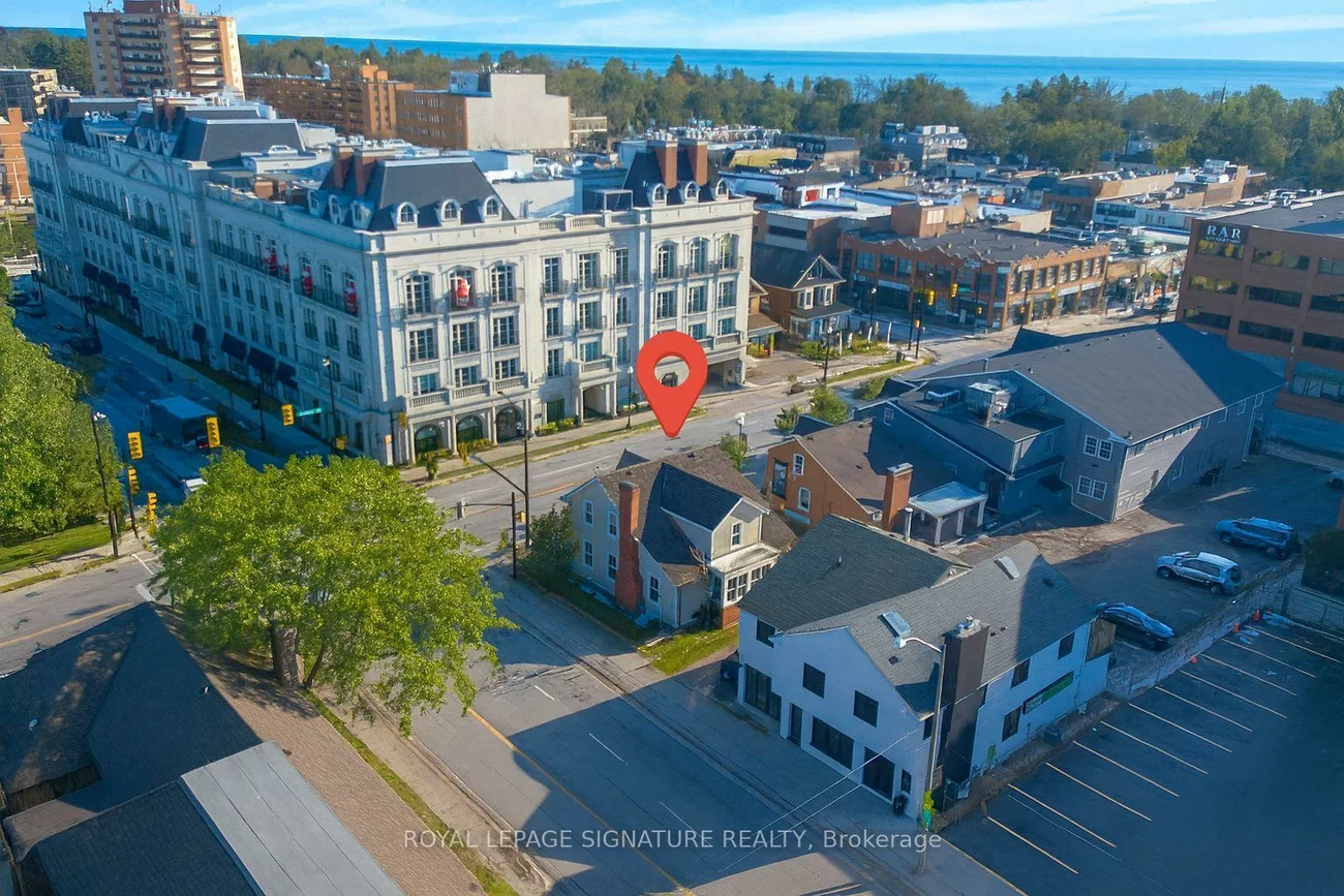 140, Trafalgar, 1008 - GO Glenorchy, Oakville