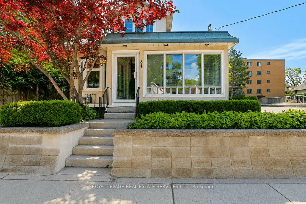 34, Rebecca, 1002 - CO Central, Oakville