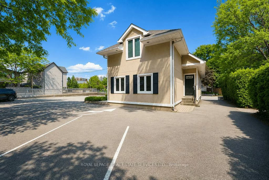 34, Rebecca, 1002 - CO Central, Oakville