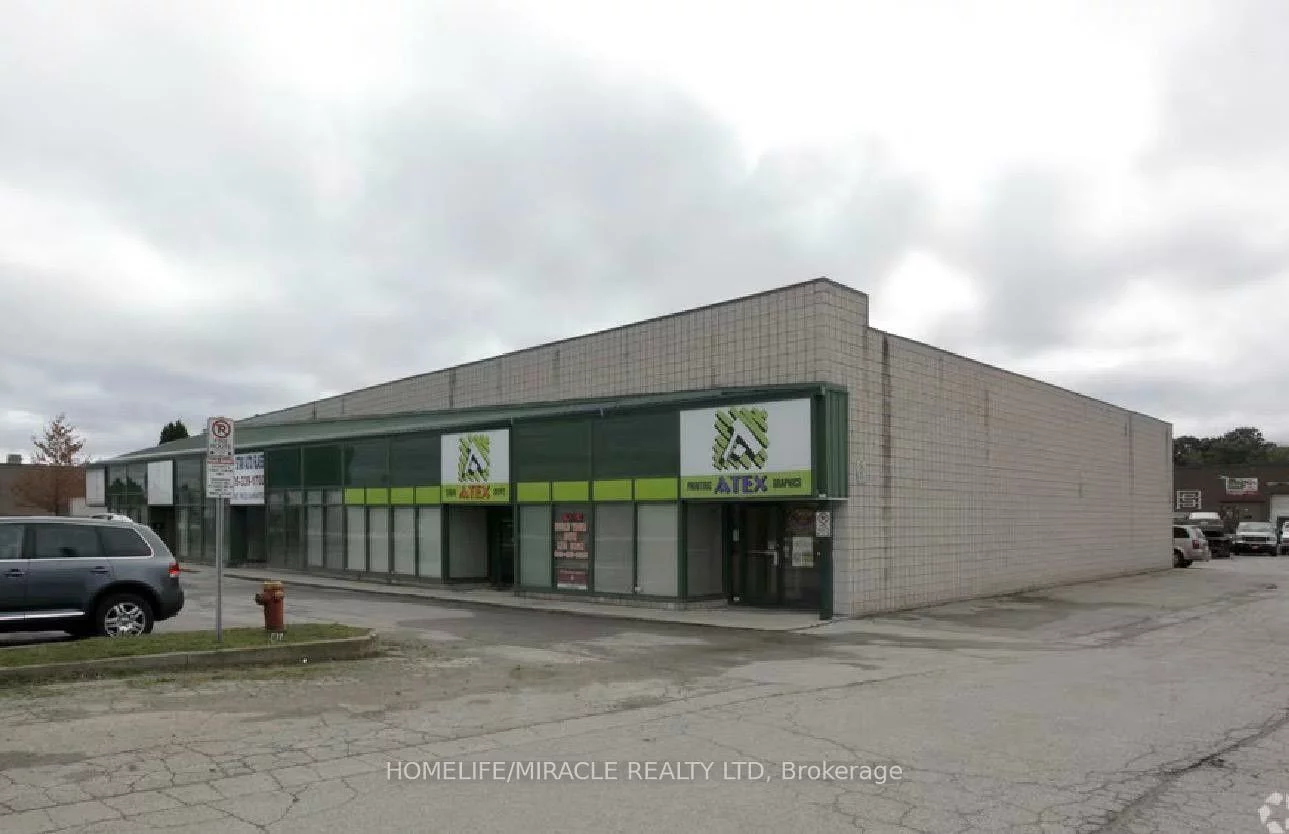 2070, Speers, 1014 - QE Queen Elizabeth, Oakville