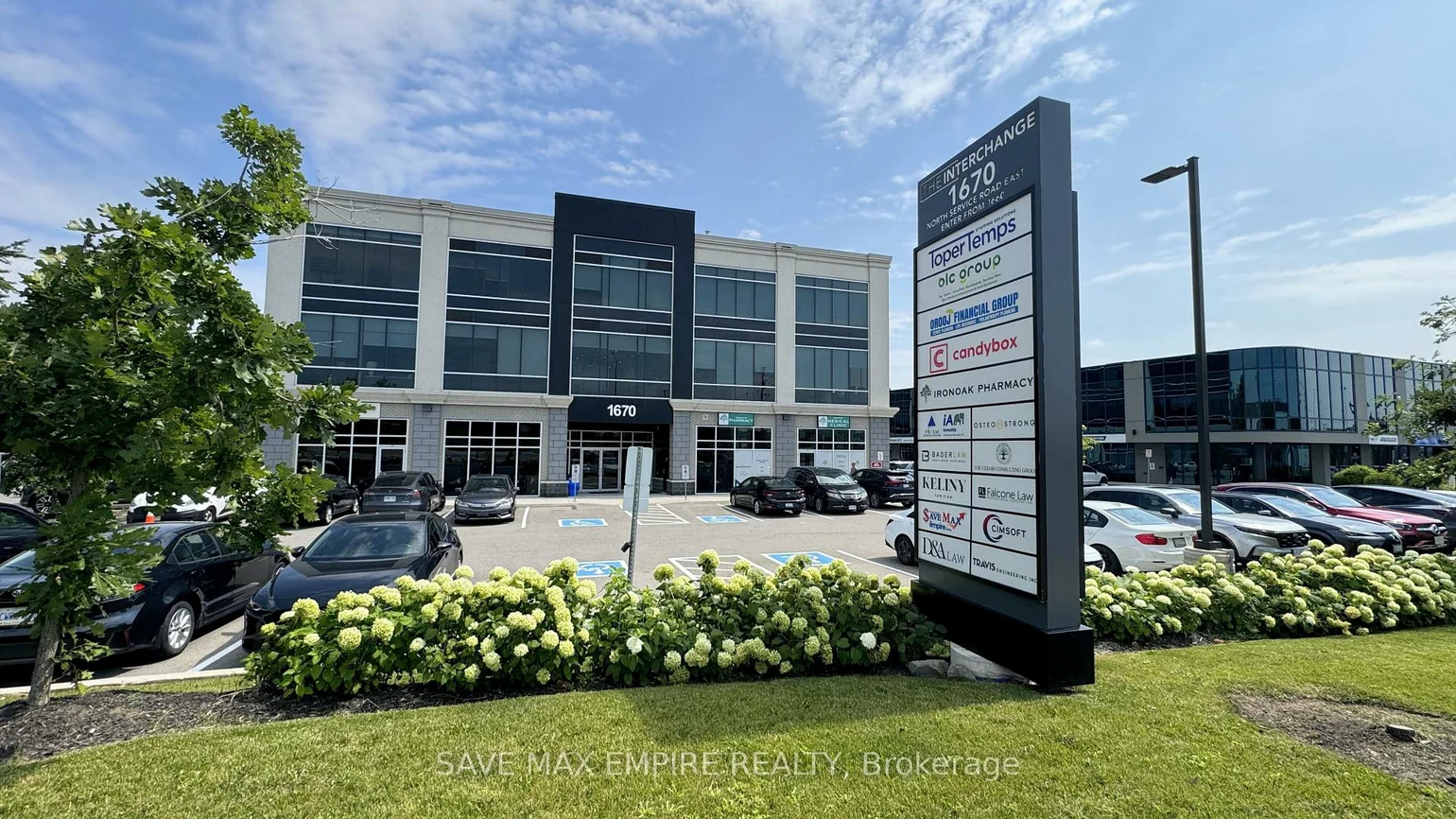 1670, North Service, 1014 - QE Queen Elizabeth, Oakville
