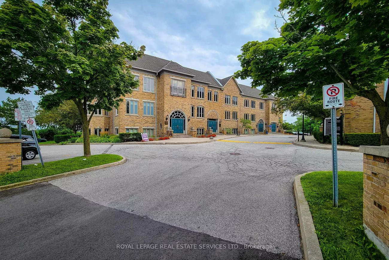 414, North Service, 1014 - QE Queen Elizabeth, Oakville