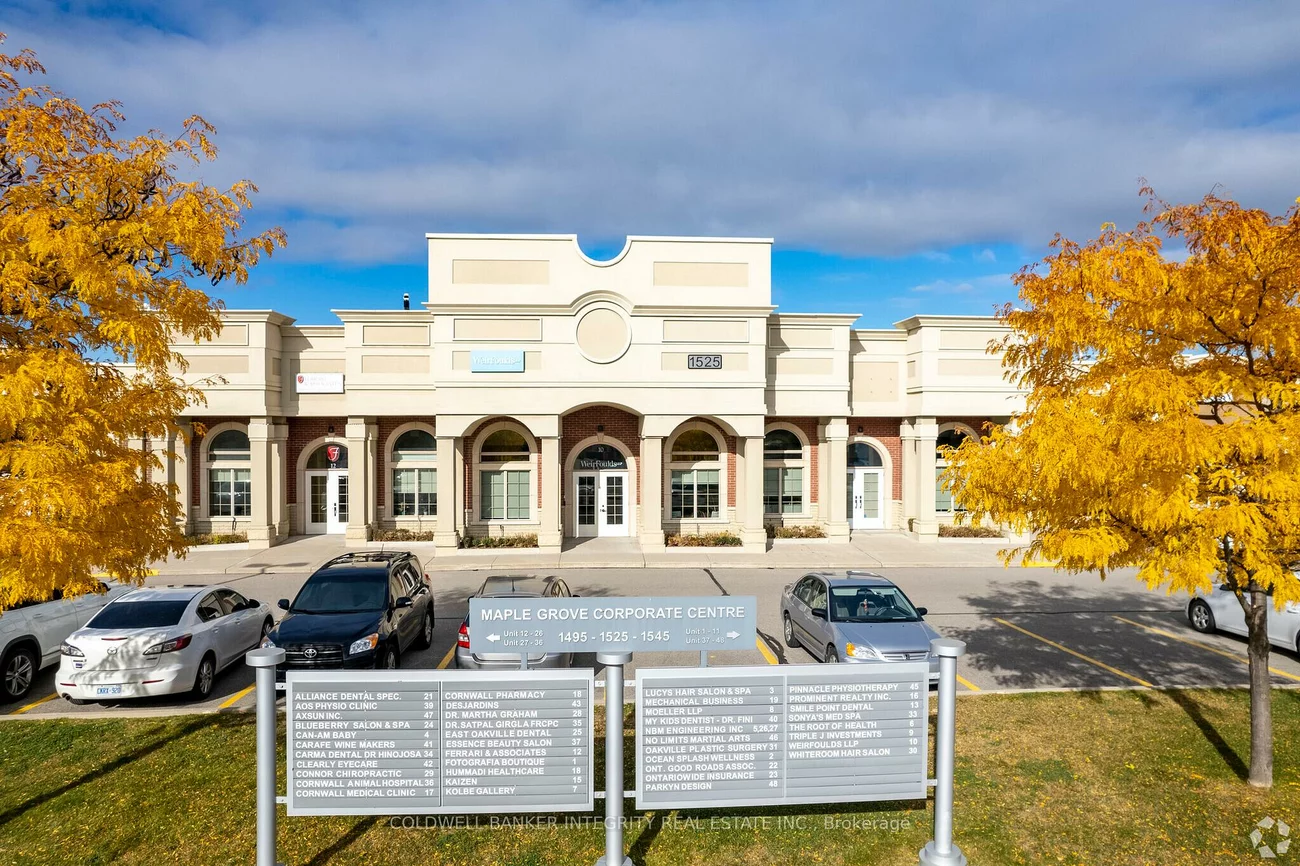 1525, Cornwall, 1014 - QE Queen Elizabeth, Oakville