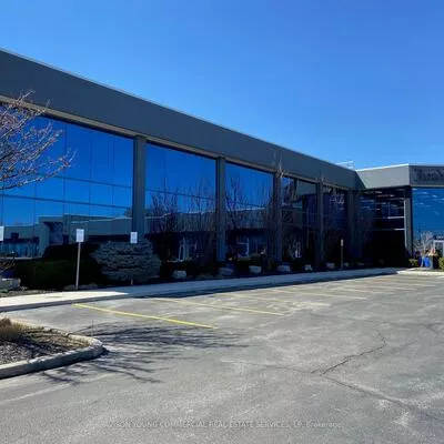 1075, North Service, 1014 - QE Queen Elizabeth, Oakville