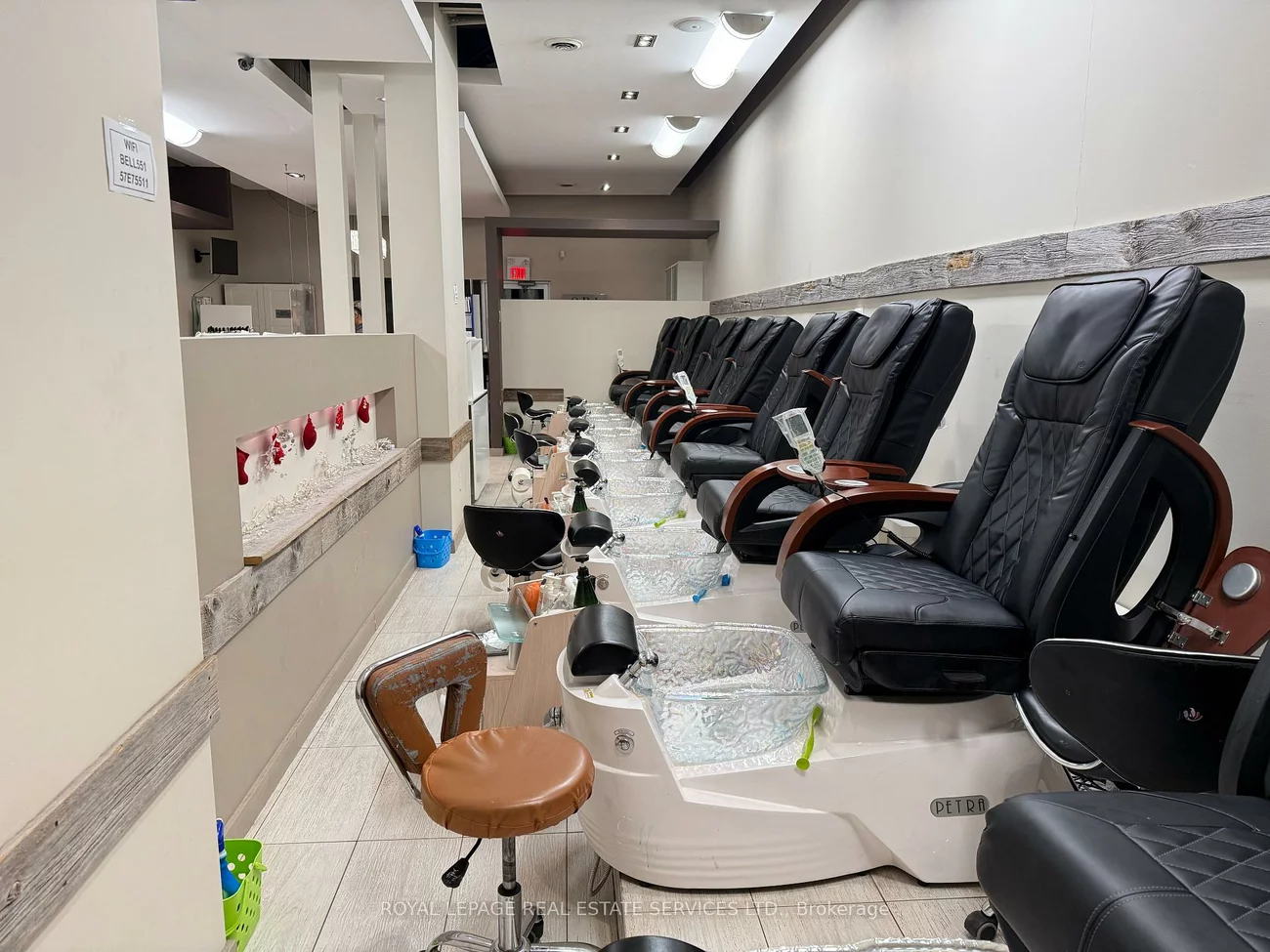 146, Lakeshore, 1002 - CO Central, Oakville