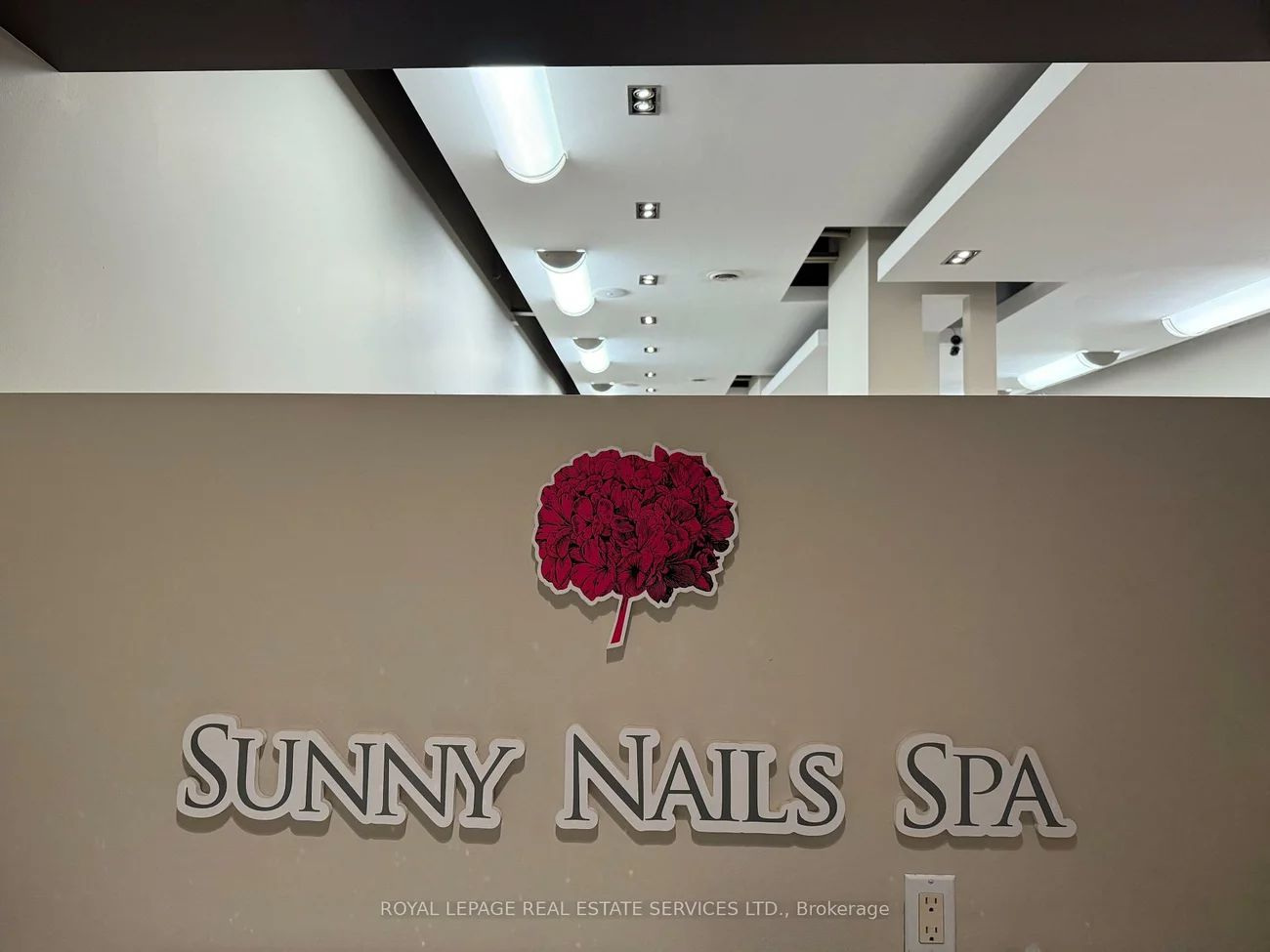 146, Lakeshore, 1002 - CO Central, Oakville