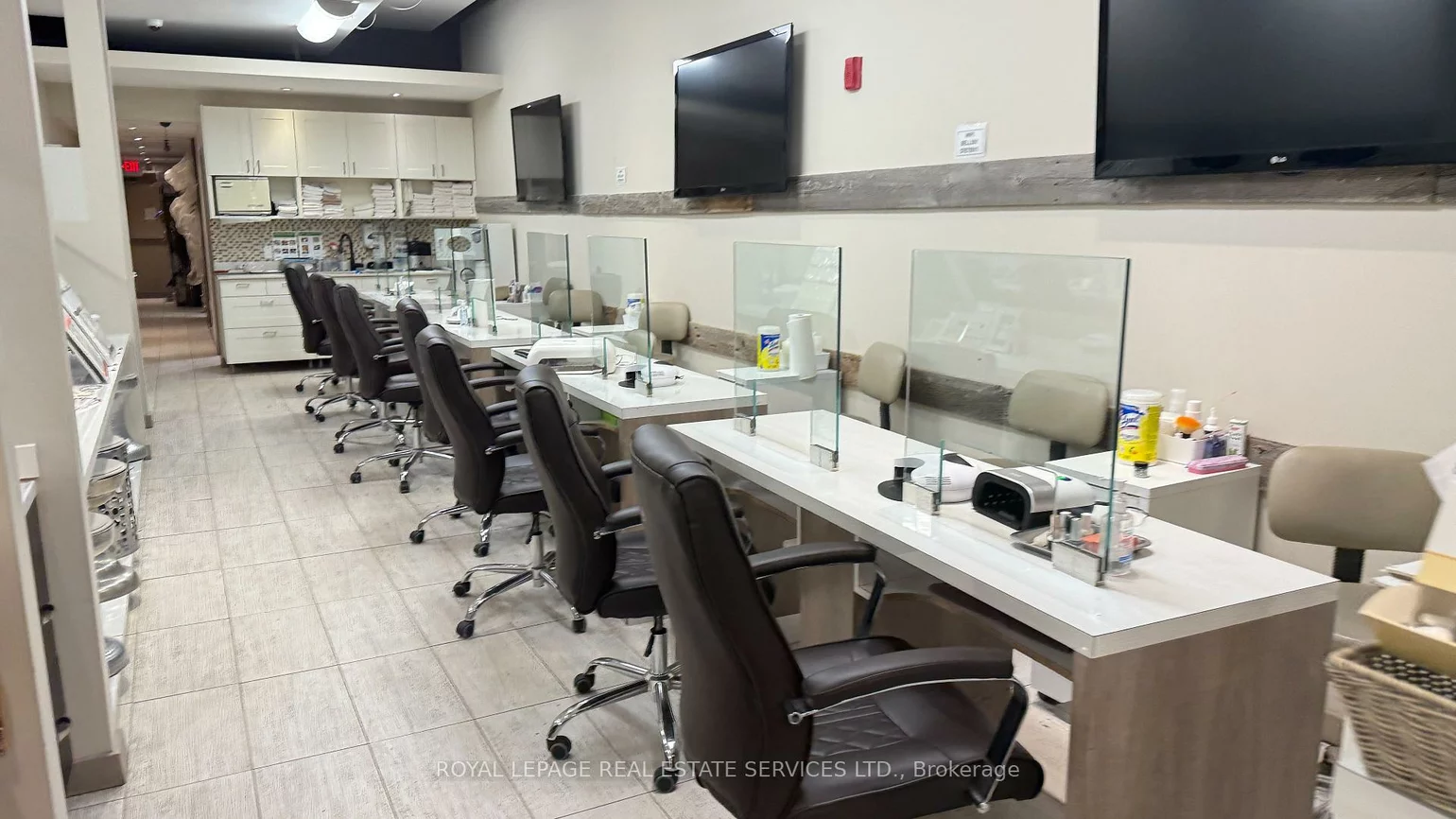 146, Lakeshore, 1002 - CO Central, Oakville