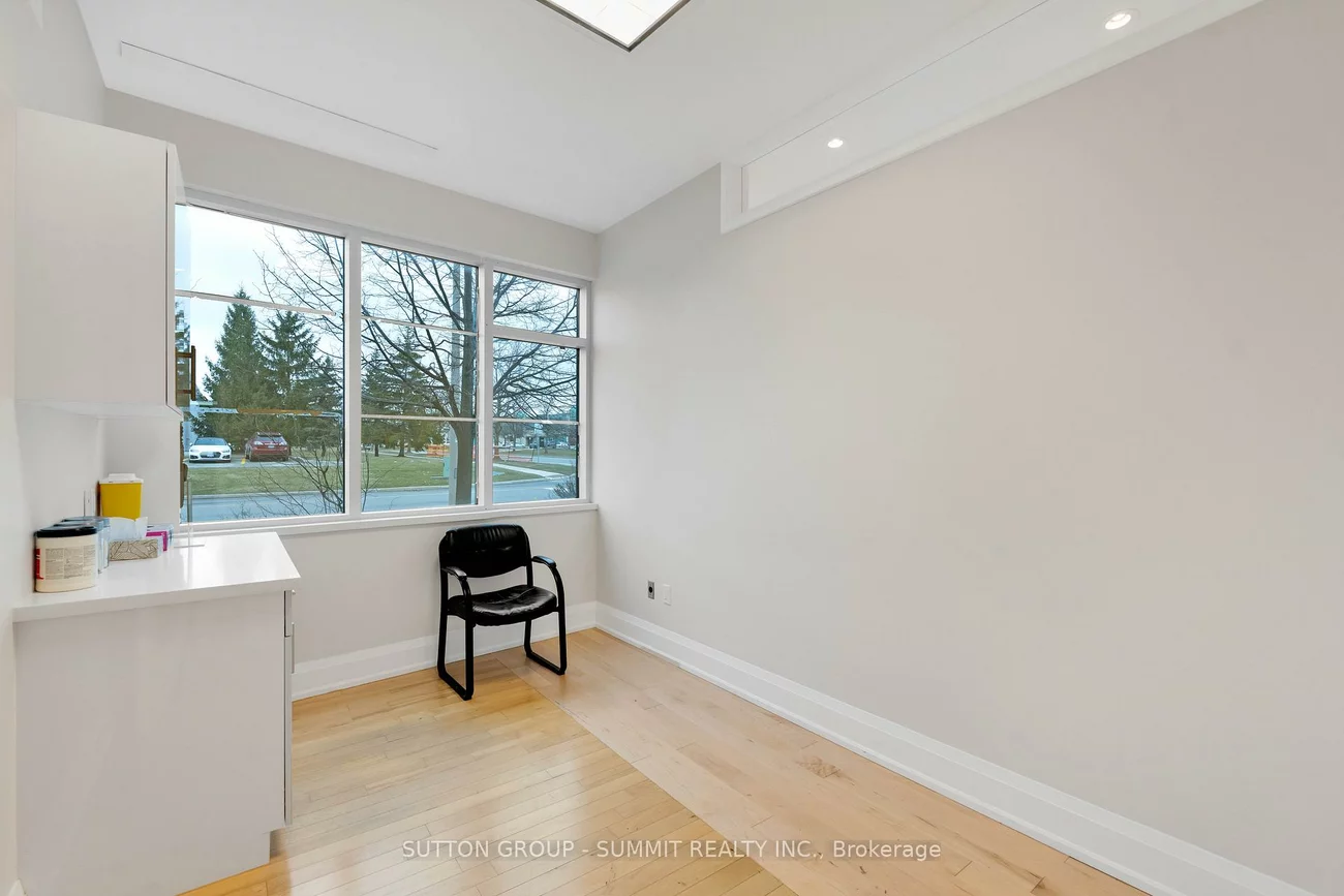 2390, BRISTOL, 1021 - WP Winston Park, Oakville