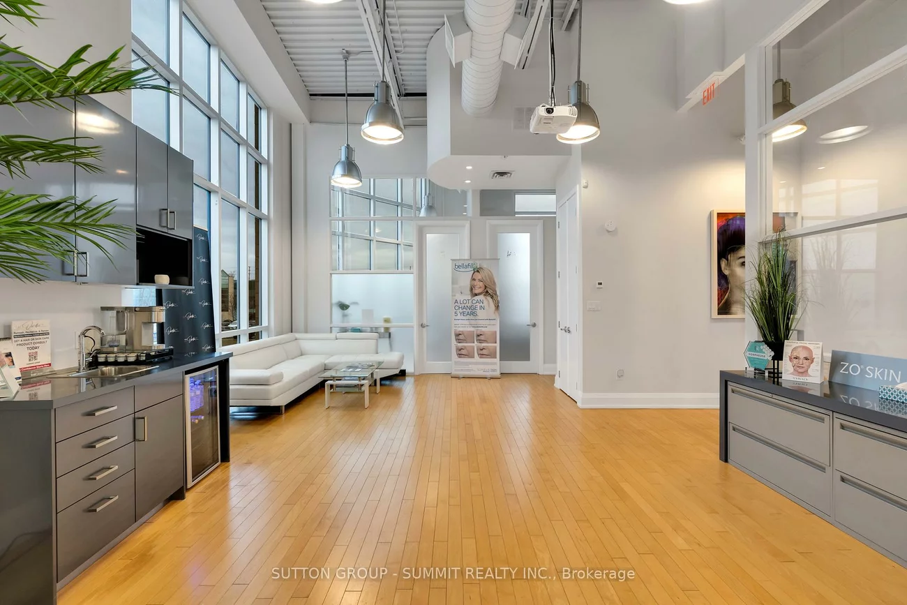 2390, BRISTOL, 1021 - WP Winston Park, Oakville