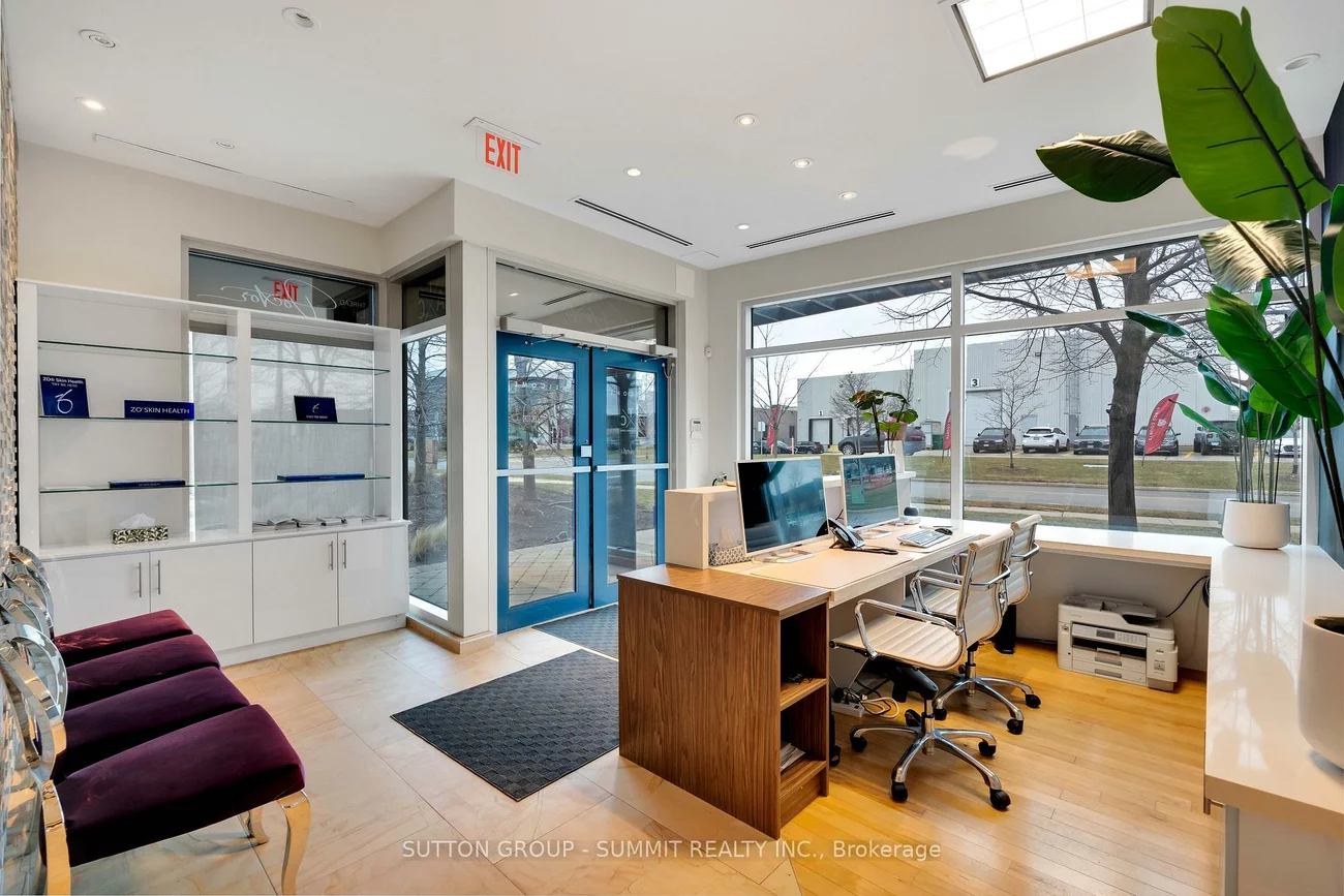 2390, BRISTOL, 1021 - WP Winston Park, Oakville