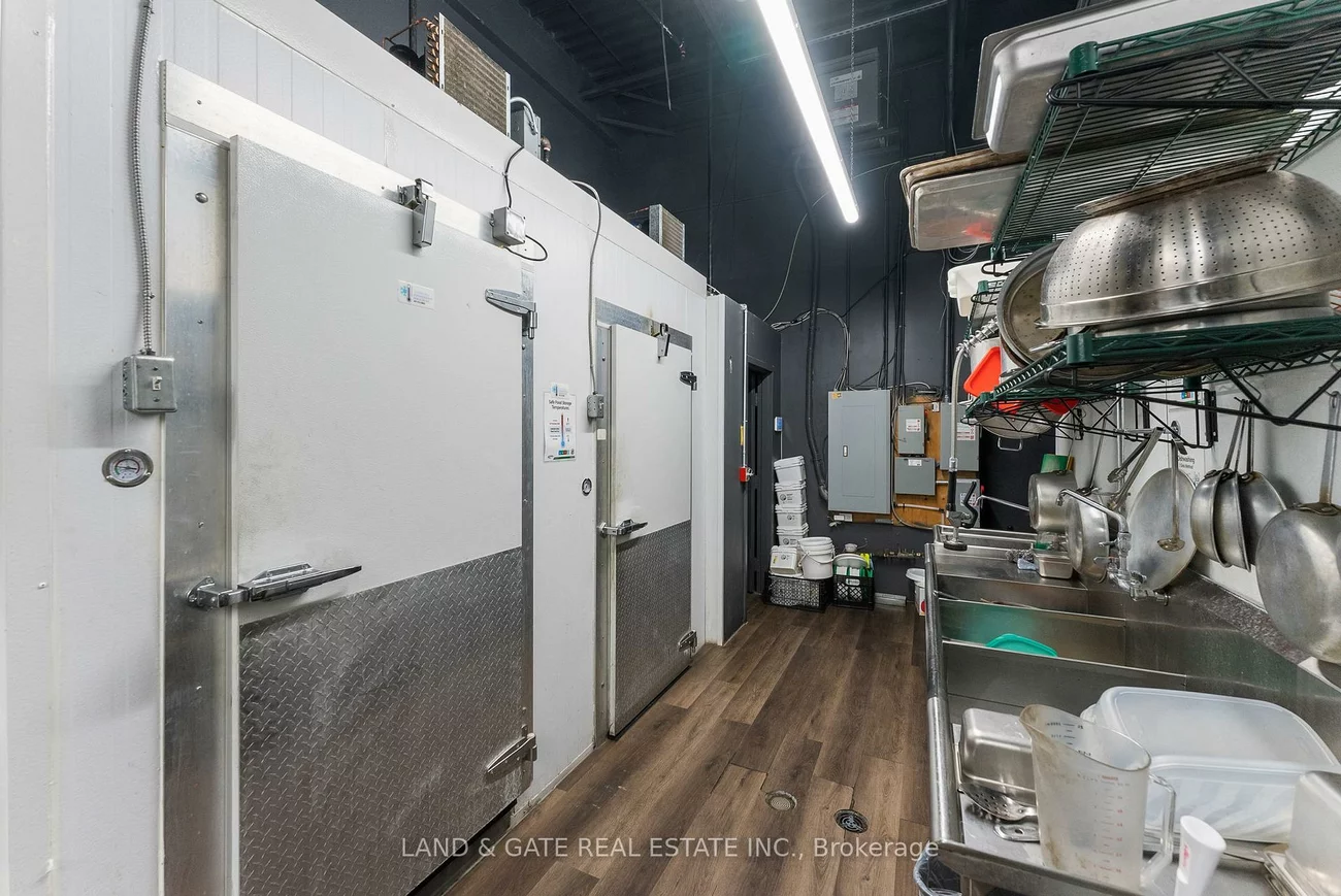 2501, Third, 1022 - WT West Oak Trails, Oakville