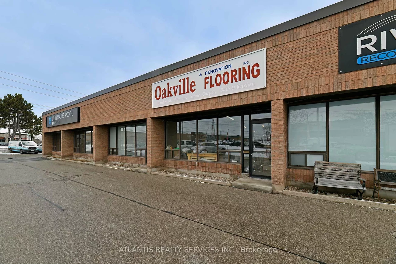 1428, Speers, 1014 - QE Queen Elizabeth, Oakville