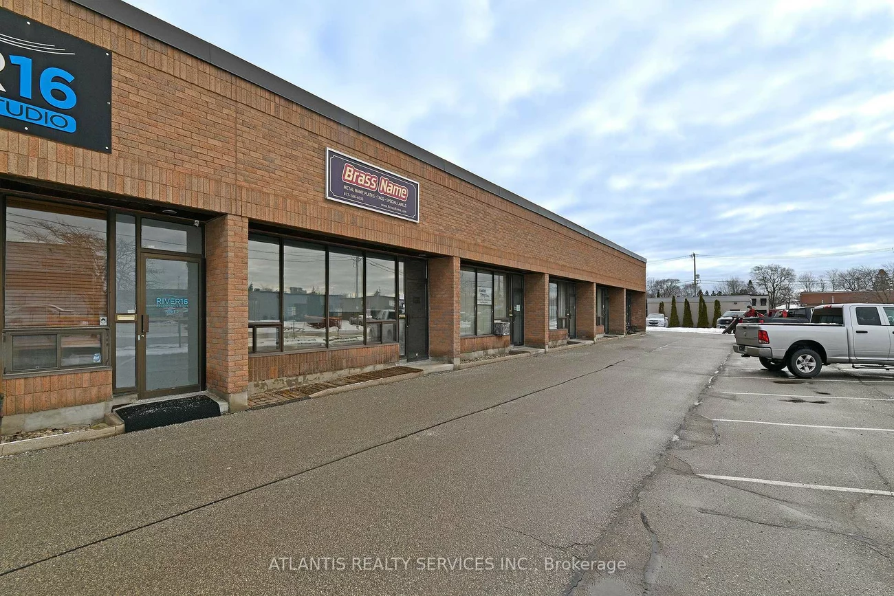 1428, Speers, 1014 - QE Queen Elizabeth, Oakville